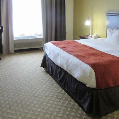 Quality Inn & Suites Alexandria Dış mekan fotoğraf
