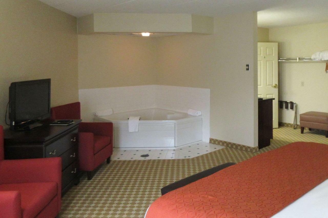 Quality Inn & Suites Alexandria Dış mekan fotoğraf