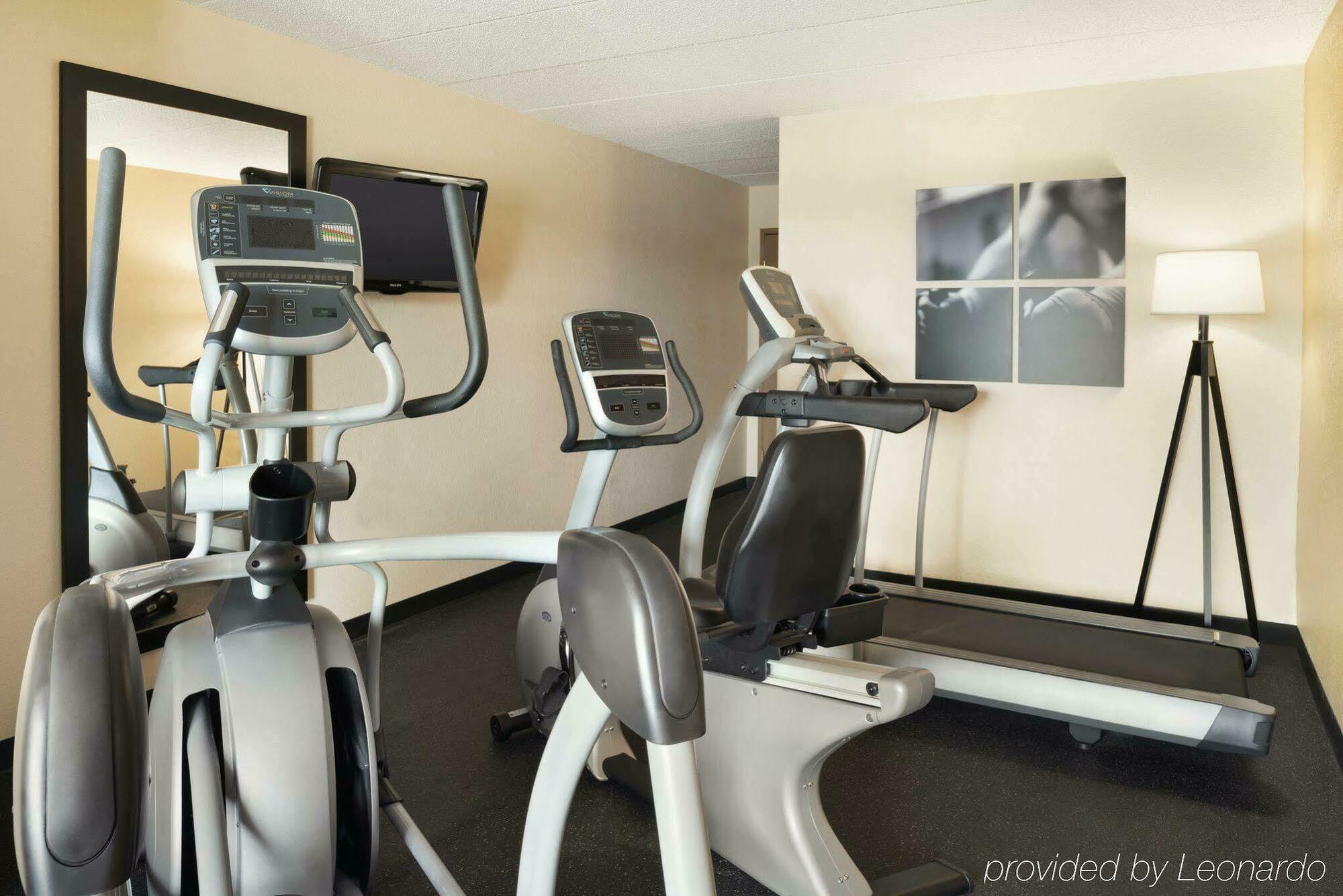 Quality Inn & Suites Alexandria Dış mekan fotoğraf